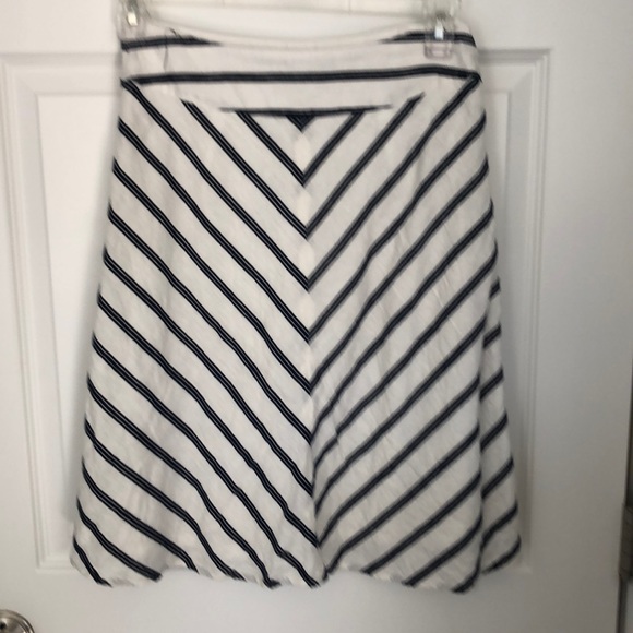 Talbots Great skirt for the beach - Picture 2 of 2